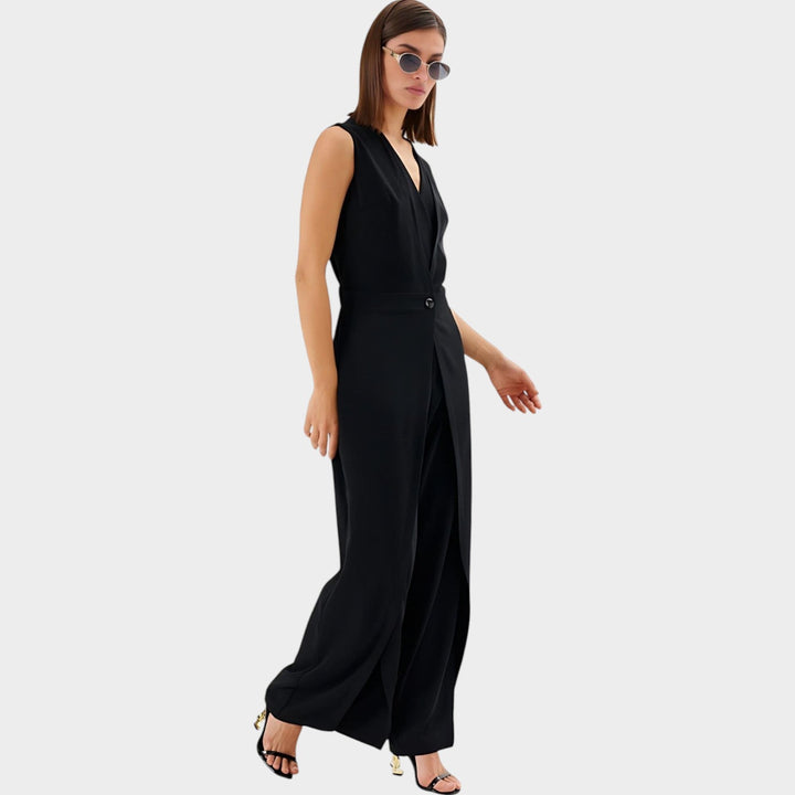 Elegant Sleeveless Tailored Jumpsuit