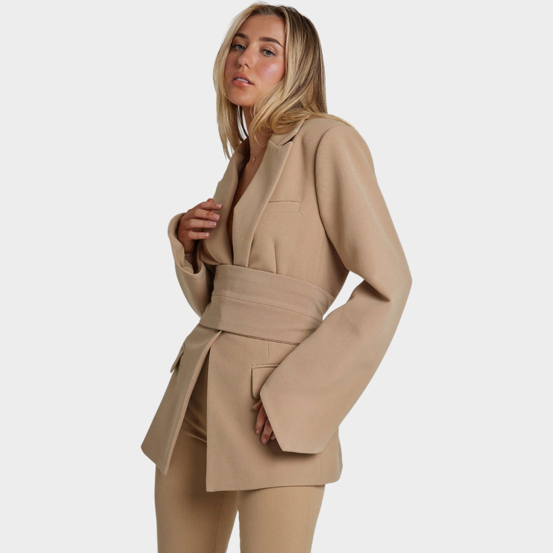 Women's Belted Tailored Fit Blazer
