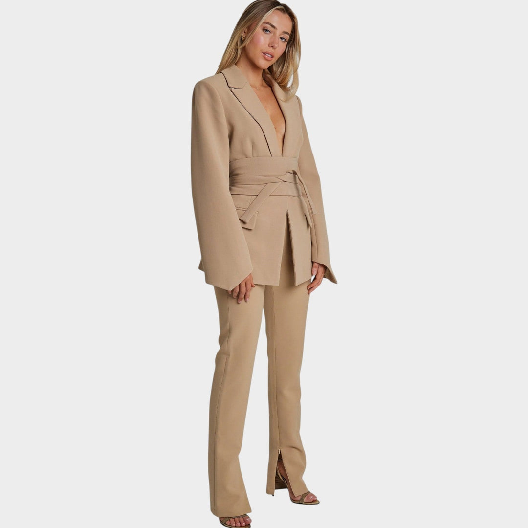 Women's Belted Tailored Fit Blazer