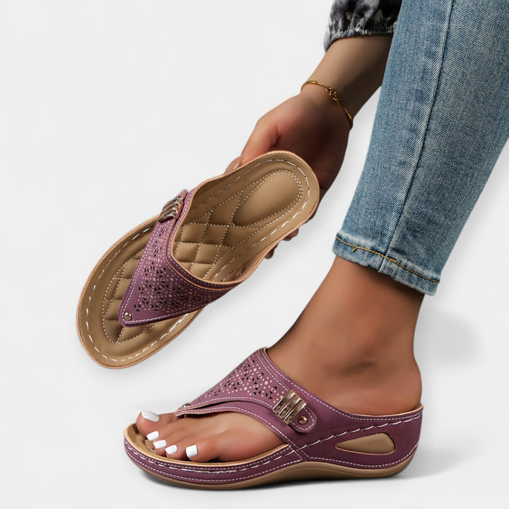Airy Casual Shoes
