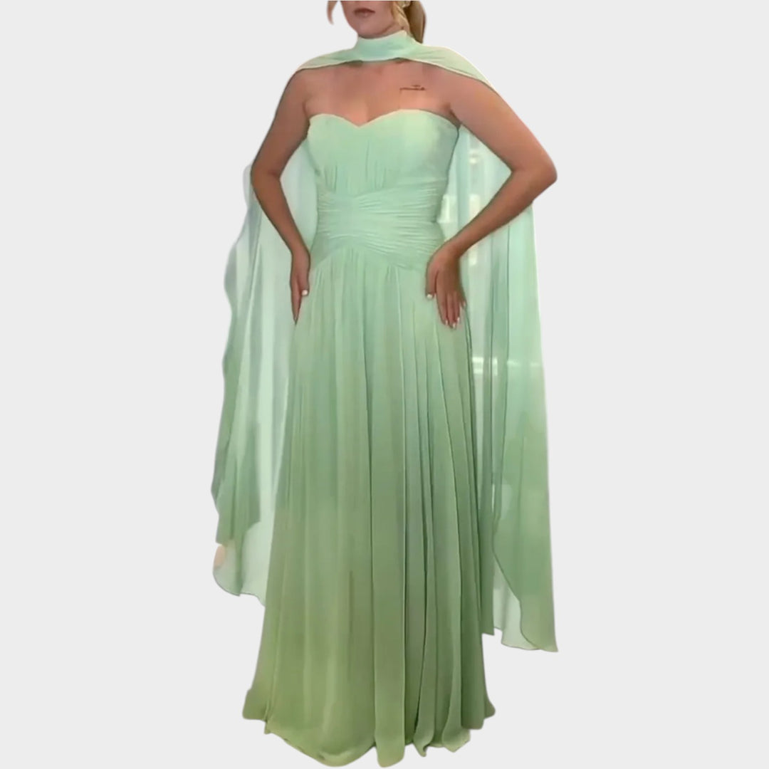 Elegant Strapless Flowing Gown