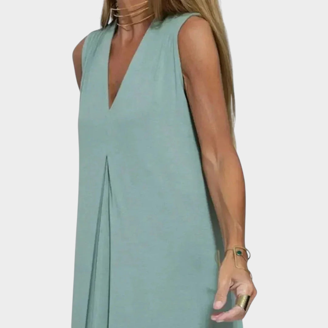 Relaxed V-Neck Maxi Dress