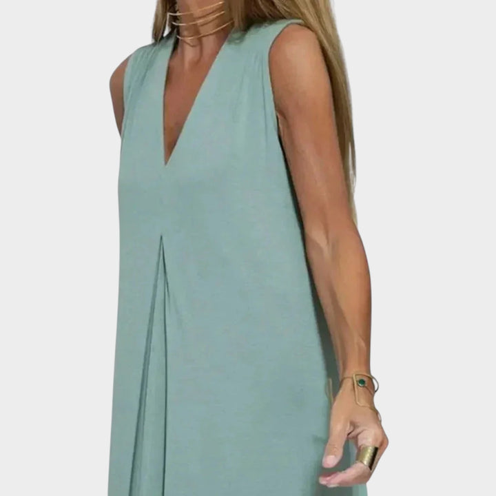 Relaxed V-Neck Maxi Dress