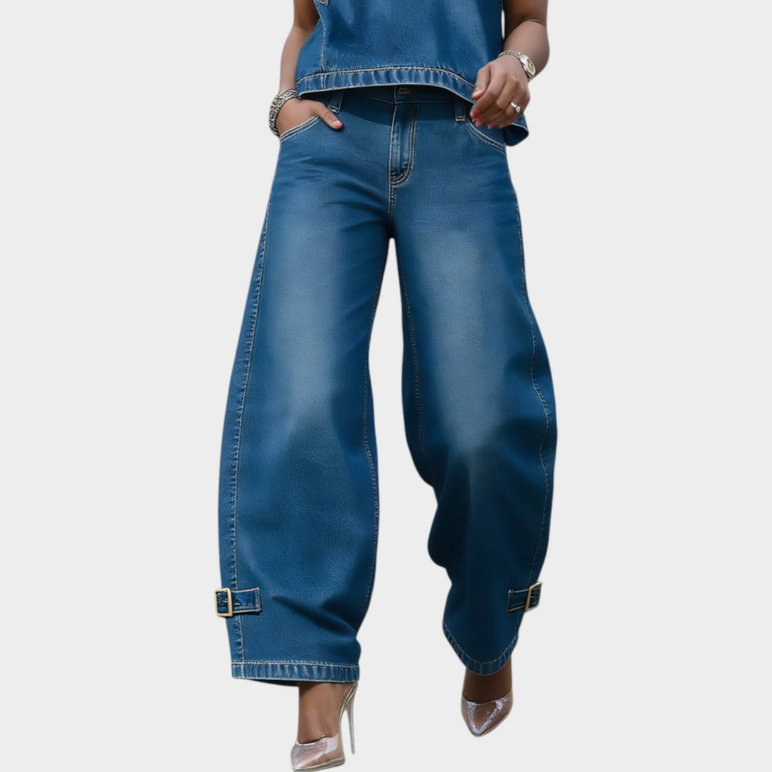 Buckle Detail Barrel Leg Jeans
